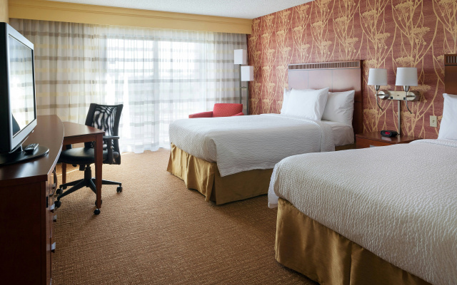 photo 3 of Courtyard by Marriott Costa Mesa South Coast Metro