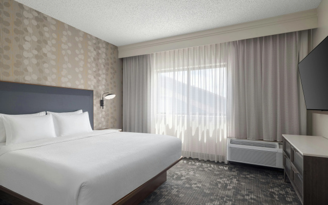 photo 3 of Courtyard by Marriott Dallas-Fort Worth/Bedford