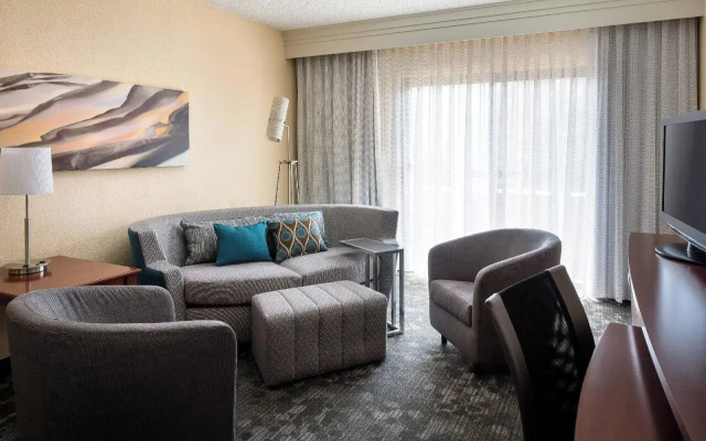 photo 3 of Courtyard by Marriott Denver Central Park