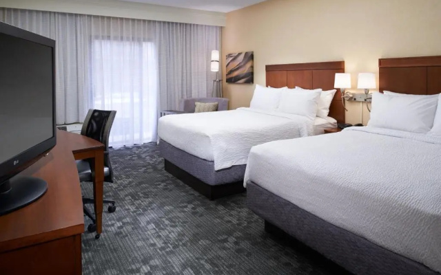 photo 5 of Courtyard by Marriott Detroit Dearborn
