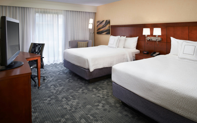 photo 4 of Courtyard by Marriott Detroit Warren