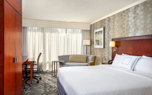 photo 3 of Courtyard by Marriott Fairfield Napa Valley Area