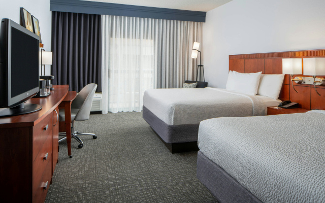 photo 3 of Courtyard by Marriott Dulles Airport Herndon/Reston