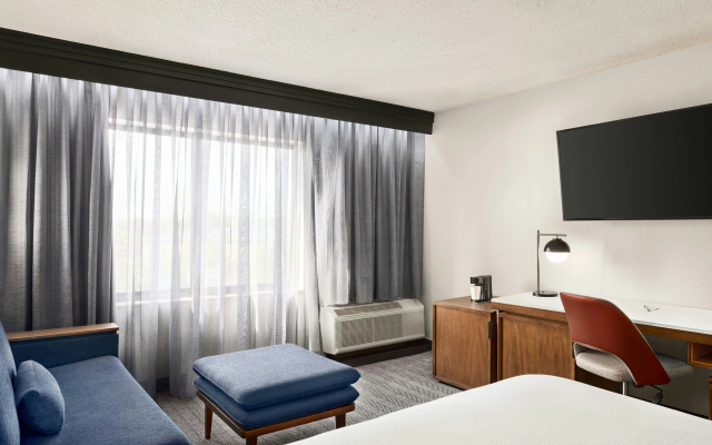 photo 3 of Courtyard Houston Sugar Land/Stafford