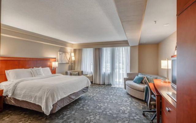 photo 4 of Courtyard by Marriott Jacksonville Beach Oceanfront