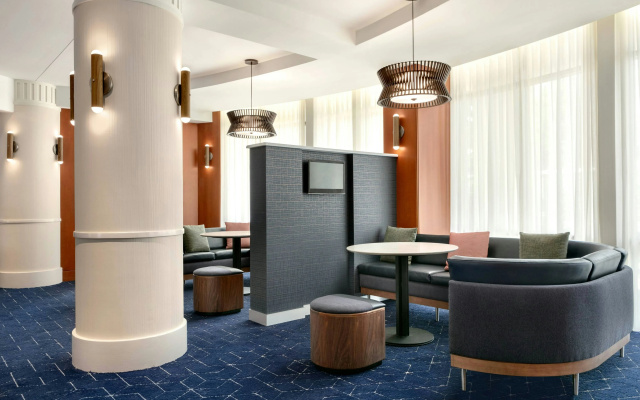 photo 2 of Courtyard by Marriott Lancaster