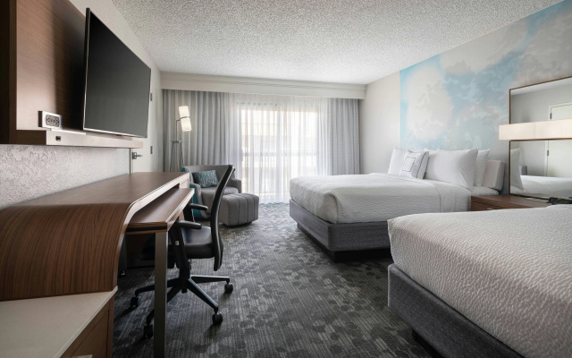 photo 5 of Courtyard by Marriott Las Vegas Convention Center