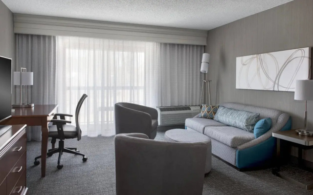 photo 5 of Courtyard by Marriott Lebanon