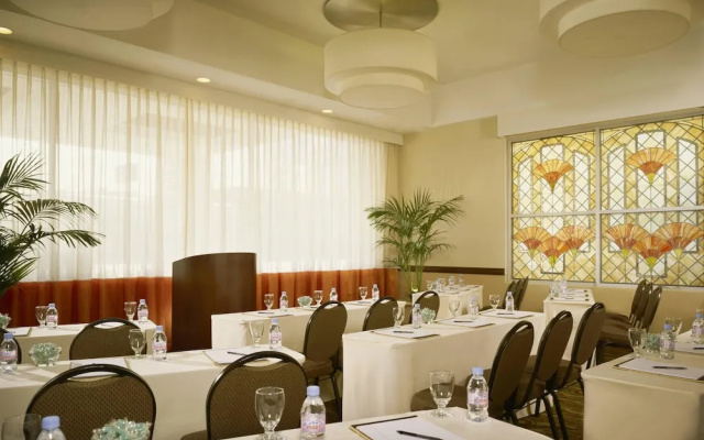 photo 5 of Courtyard By Marriott Los Angeles - Sherman Oaks