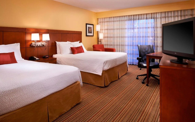 photo 4 of Courtyard by Marriott Louisville East