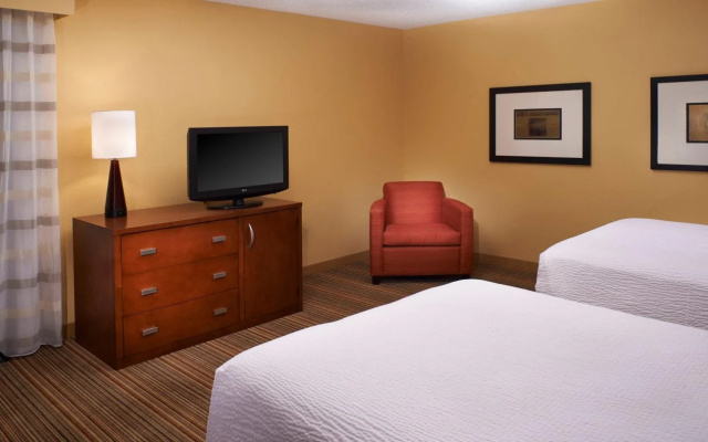photo 5 of Courtyard by Marriott Louisville East