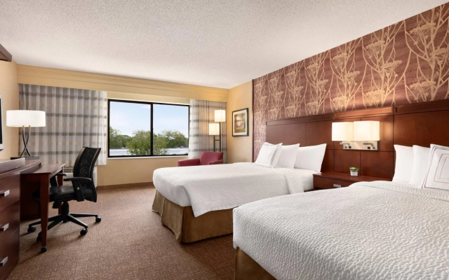 photo 4 of Courtyard Marriott Greenville