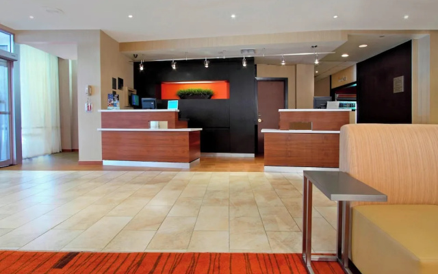 photo 2 of Courtyard Lyndhurst Meadowlands
