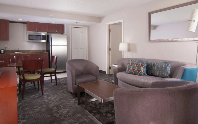 photo 4 of Courtyard Miami in Coral Gables by Marriott