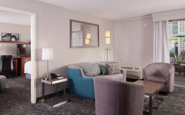 photo 5 of Courtyard Miami in Coral Gables by Marriott