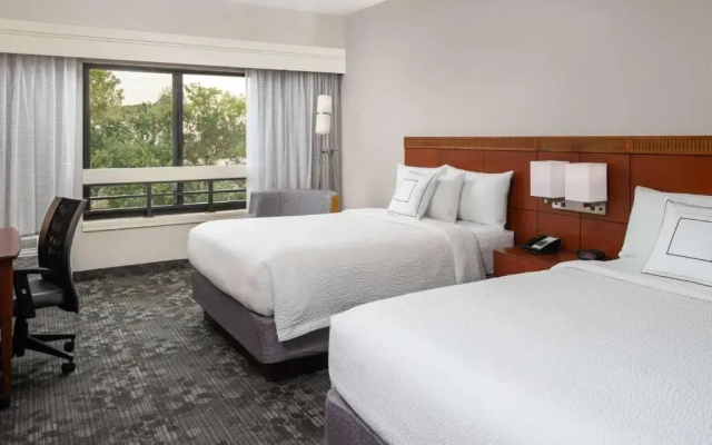 photo 2 of Sonesta Select Miami Lakes