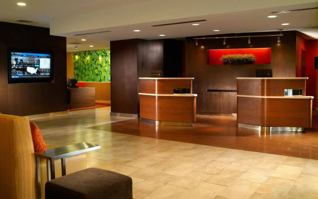 photo 2 of Courtyard by Marriott Nashville Brentwood