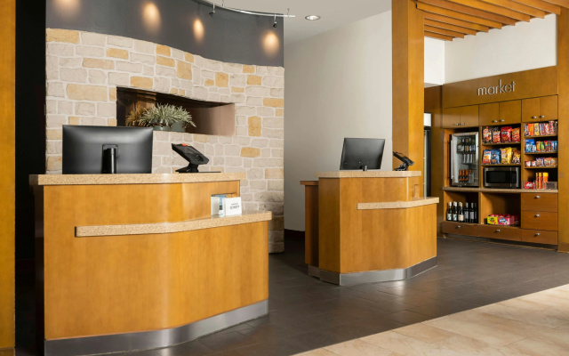photo 2 of Courtyard by Marriott New Braunfels River Village