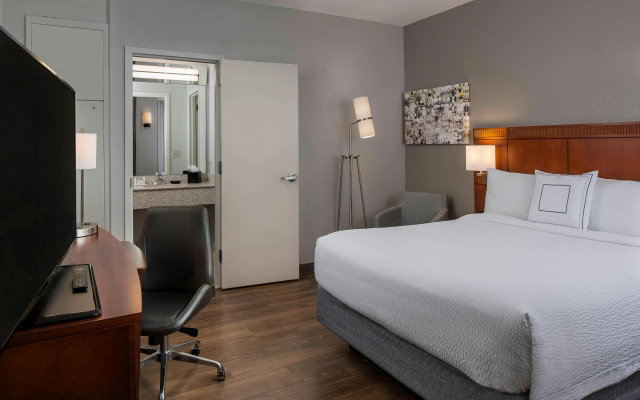 photo 4 of Courtyard by Marriott New Orleans Near the French Quarter