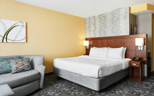photo 4 of Courtyard by Marriott Newark Downtown