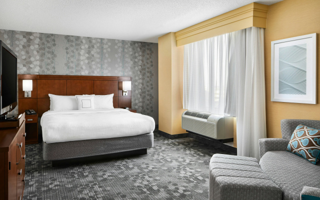 photo 5 of Courtyard by Marriott Newark Downtown