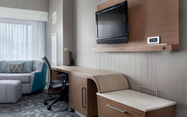 photo 5 of Courtyard by Marriott Newark Elizabeth