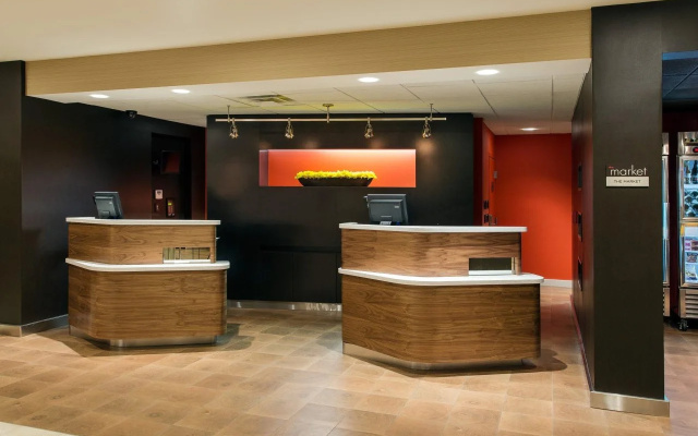 photo 2 of Courtyard by Marriott Phoenix Mesa