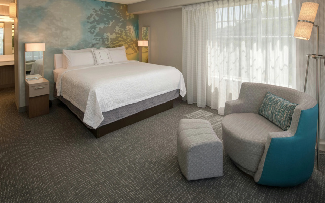 photo 3 of Courtyard by Marriott Portland North
