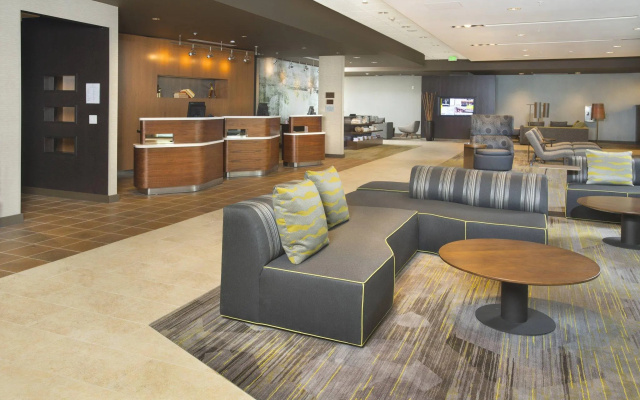 photo 2 of Courtyard by Marriott Redwood City