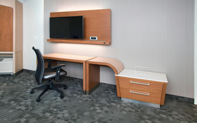 photo 3 of Courtyard by Marriott Redwood City