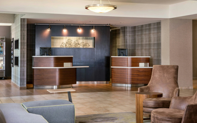 photo 2 of Courtyard by Marriott Richmond/Berkeley