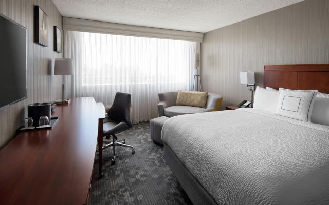 photo 3 of Courtyard by Marriott Richmond/Berkeley