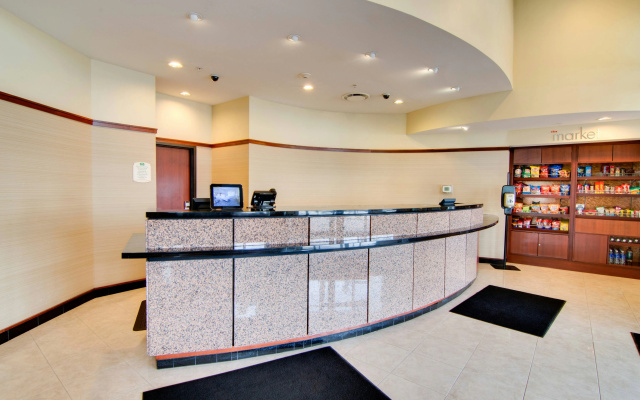 photo 2 of Courtyard by Marriott Rochester Mayo Clinic Area/Saint Marys