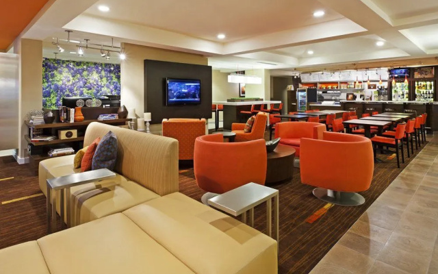 photo 2 of Courtyard San Antonio Airport North Star Mall