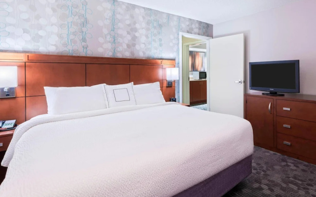 photo 3 of Courtyard by Marriott Sarasota Bradenton Airport