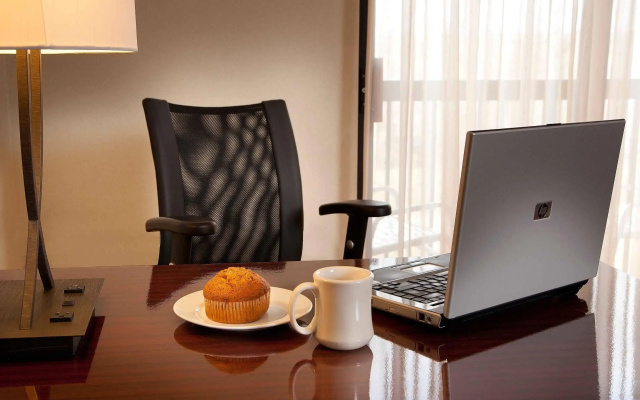 photo 4 of Courtyard by Marriott Seattle Sea-Tac Area