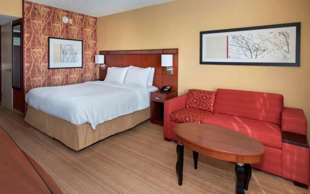 photo 3 of Courtyard Secaucus Meadowlands