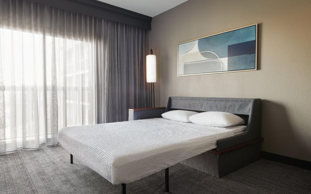 photo 5 of Courtyard by Marriott St. Louis Downtown West