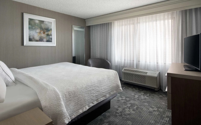 photo 3 of Sonesta Select Tempe Downtown