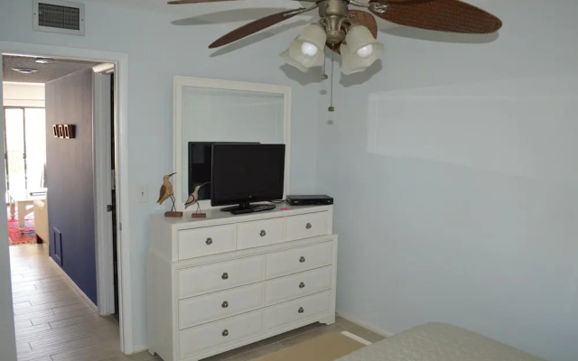 photo 4 of Cove II 732F 2 Bedroom Condo By Midnight Cove II