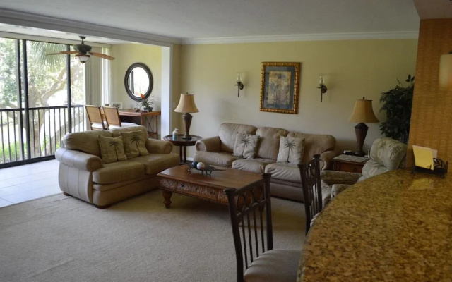 photo 4 of Cove II 820F 2 Bedroom Condo By Midnight Cove II