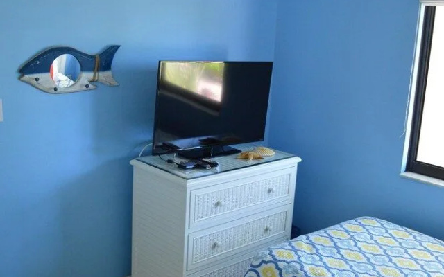 photo 4 of Cove II 822F 2 Bedroom Condo By Midnight Cove II