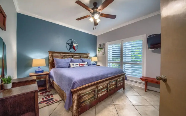 photo 4 of Cowboy Corral Ic 112 2 Bedroom Condo by Redawning