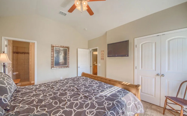photo 5 of Cowboy Lodge Rr94404 #4 4 Bedroom Home by RedAwning