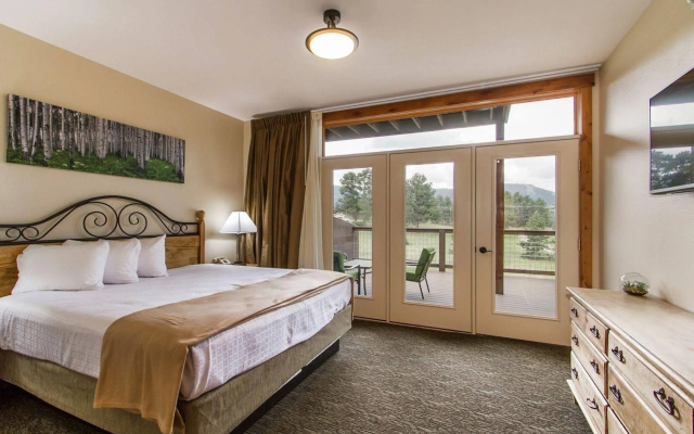 photo 3 of Coyote Mountain Lodge