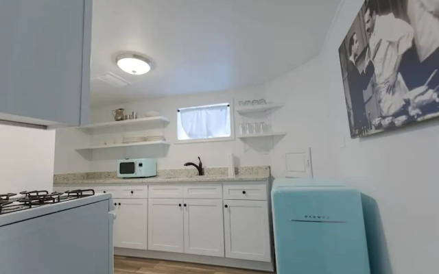photo 3 of Cozy 1 BDR in Heart of Logan Square & Near Train