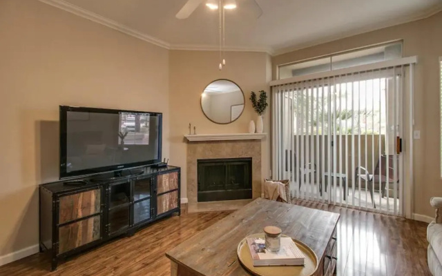 photo 4 of Cozy 1-bdrm Scottsdale Condo Next to Pool