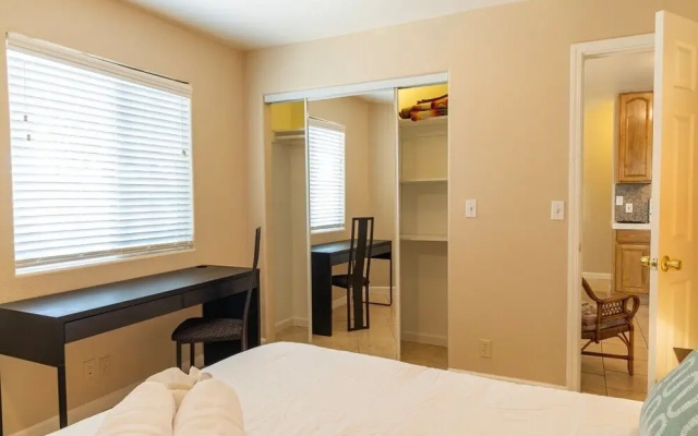 photo 4 of Cozy 2-bedroom in East Palo Alto