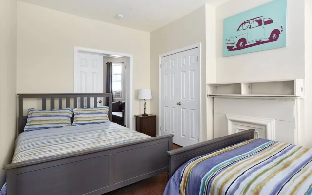 photo 5 of Cozy 2br 2ba Apartment Close To Nyc