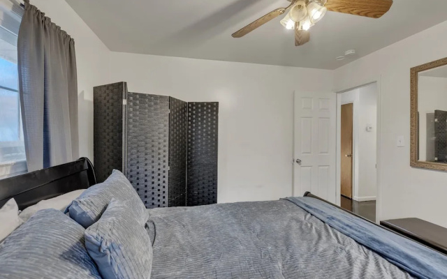 photo 3 of Cozy 3br Westland Retreat 3 Bedroom Home by RedAwning